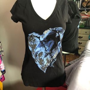 Guess tee shirt M
